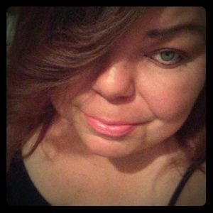 Meet your Posher, Stephy